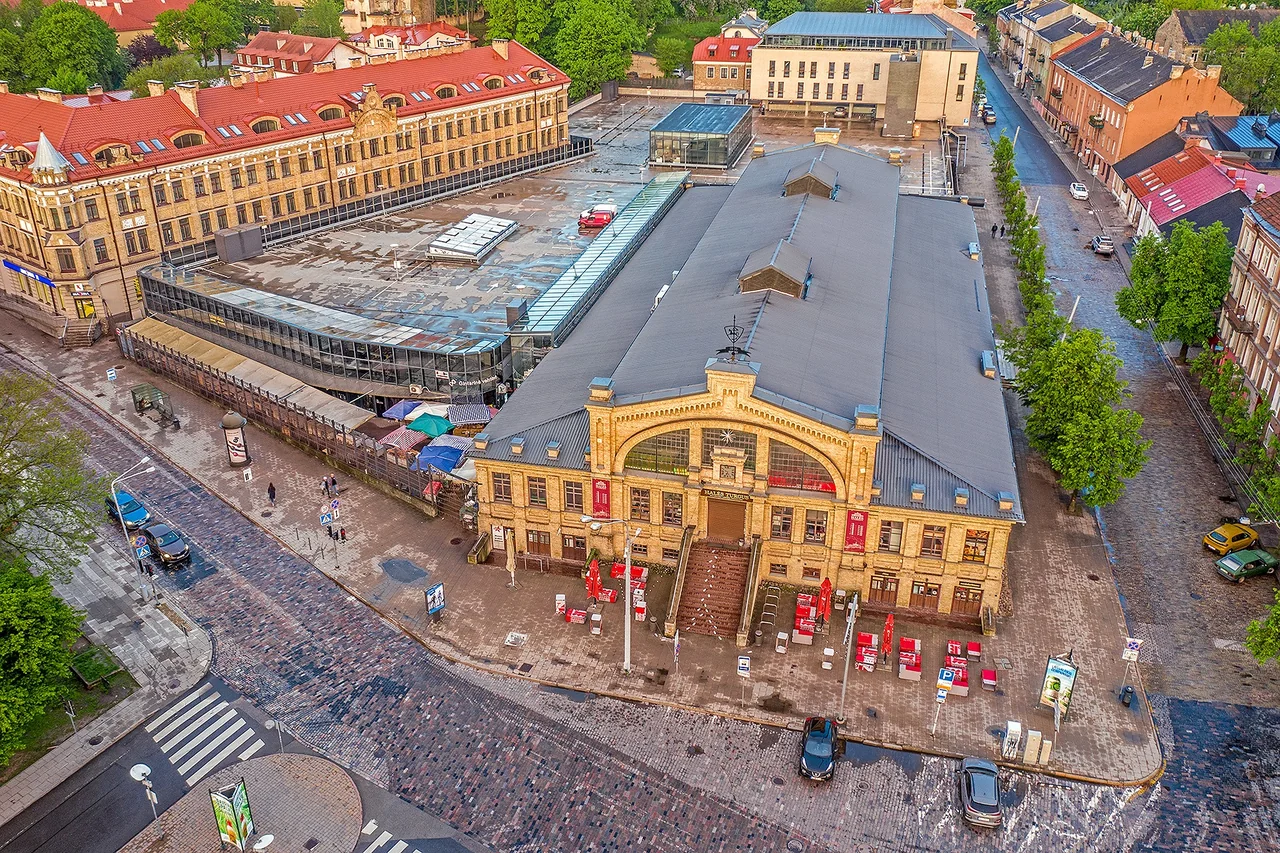 Halės Market in Vilnius seen from above