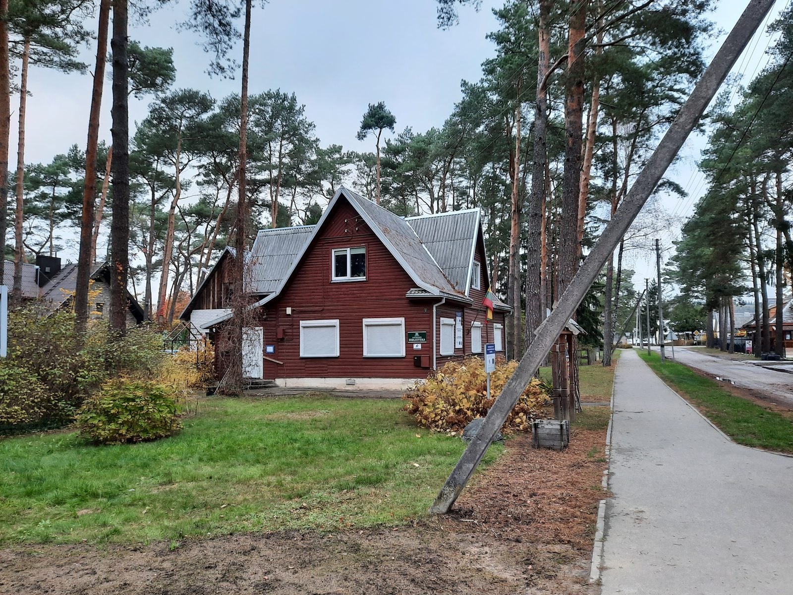 Kačerginė resort town among pine forest near the Nemunas
