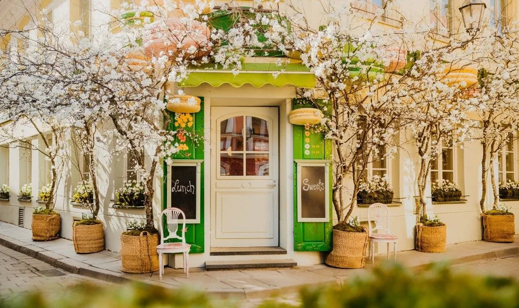 Ponių Laimė bakery and cafe in Vilnius Old Town