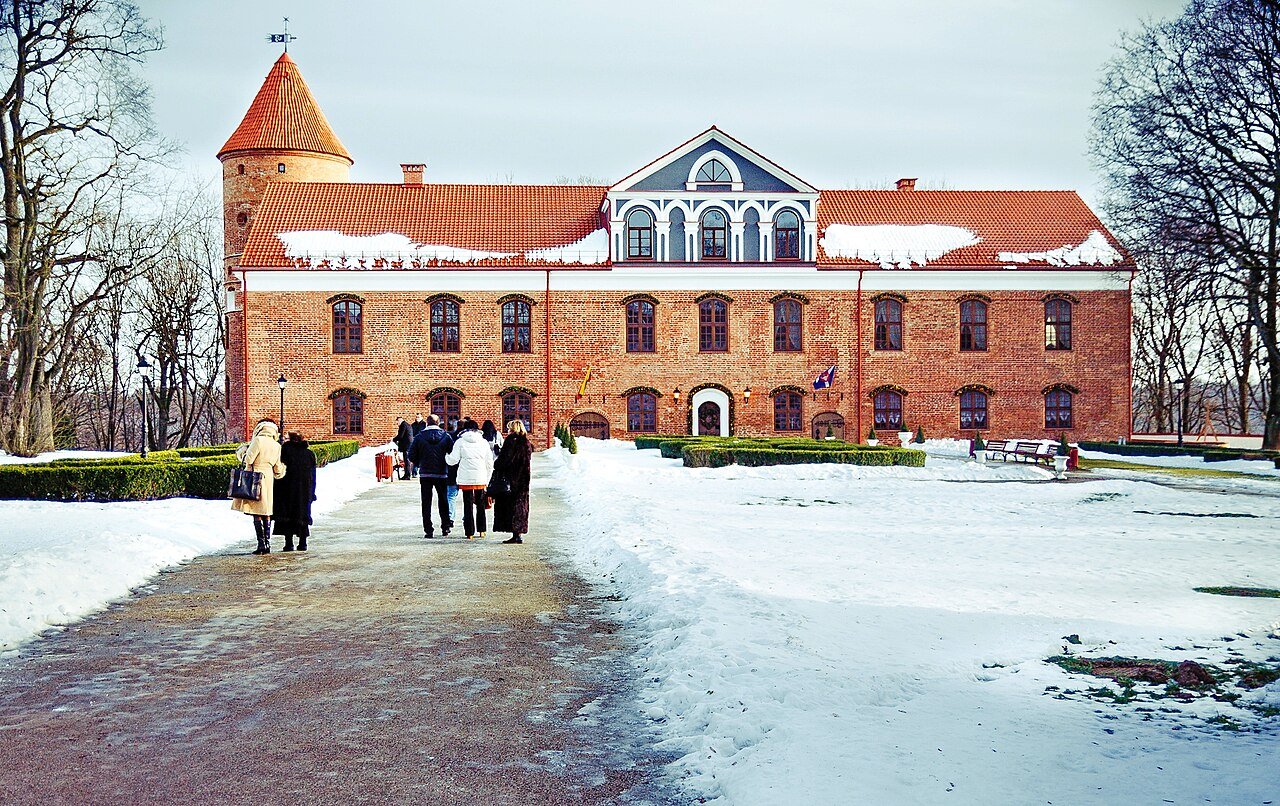 Raudondvaris Manor near Kaunas