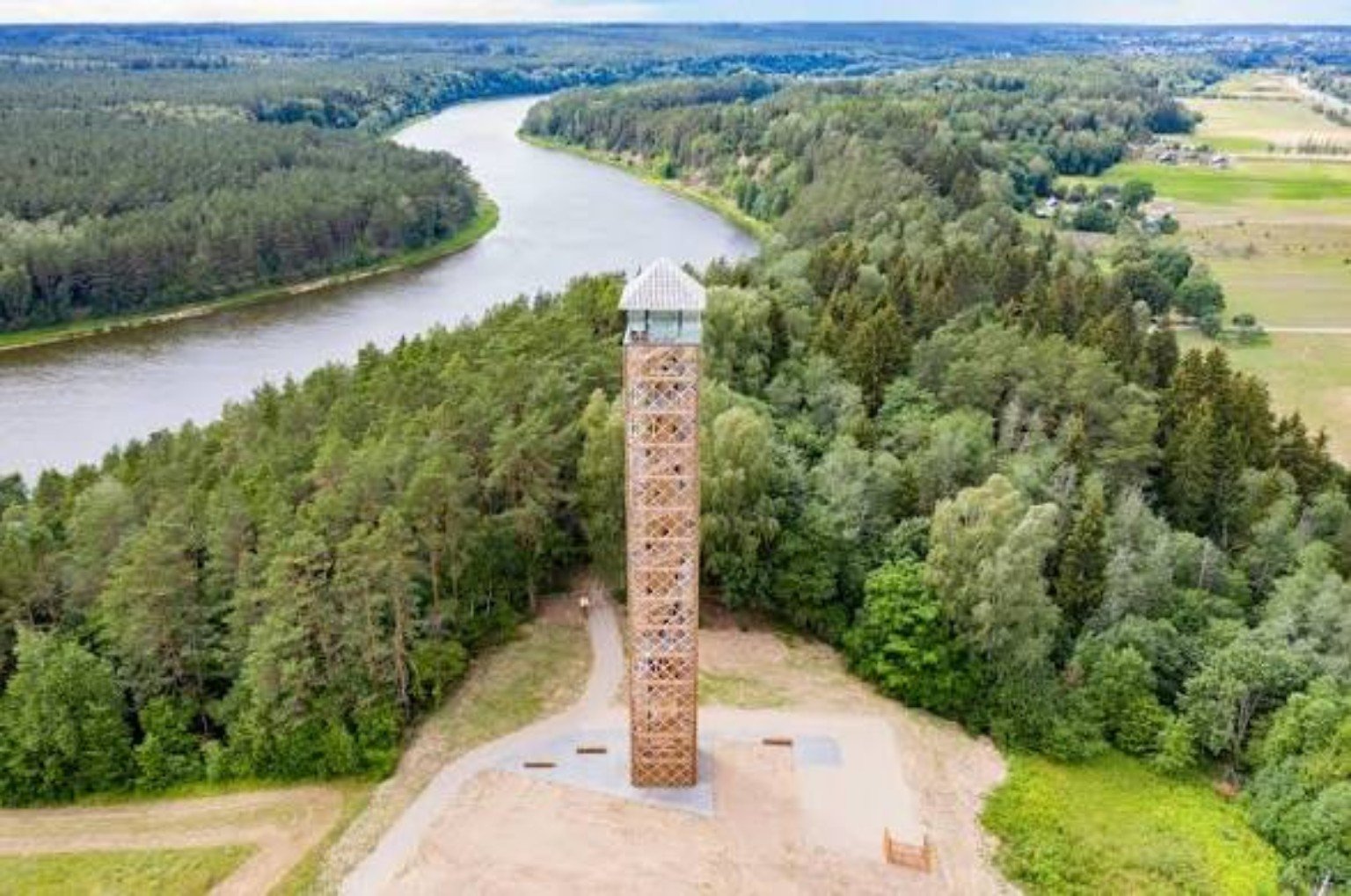 Birštonas observation tower beside a Nemunas loop